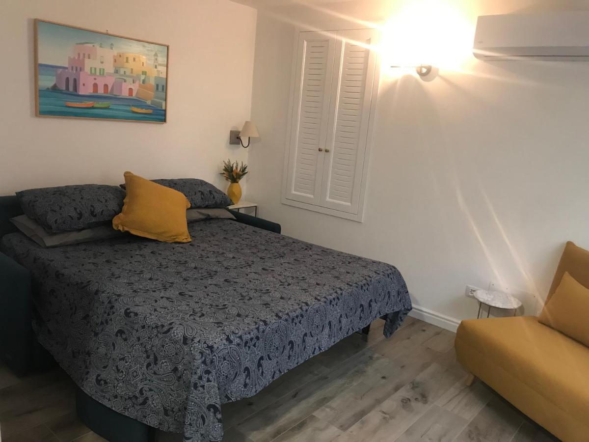 דירות La Casetta Al Porto Di איסקיה מראה חיצוני תמונה